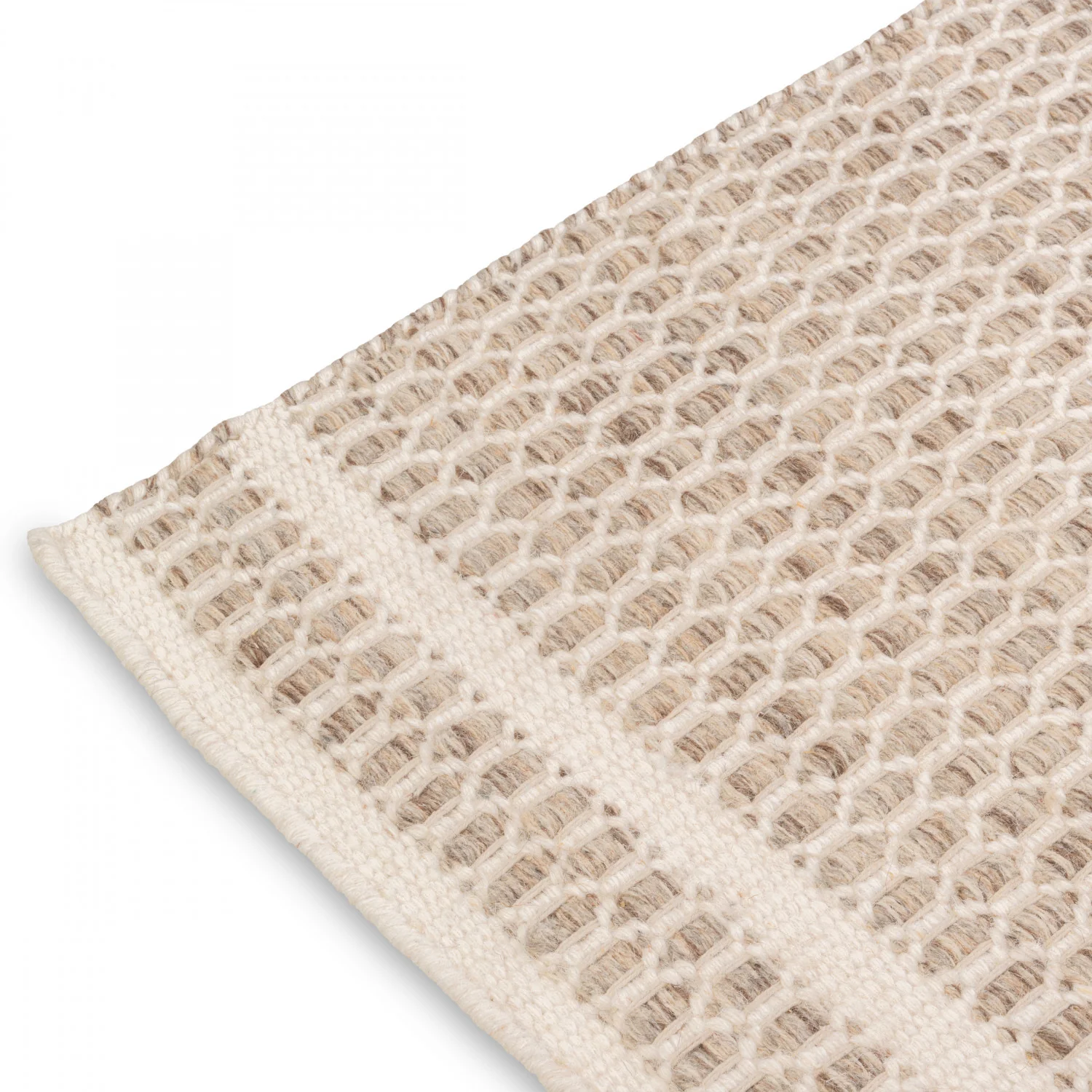 Alaska Reversible Modern Rug - 8' x 10' - Beige/Brown - Image 4