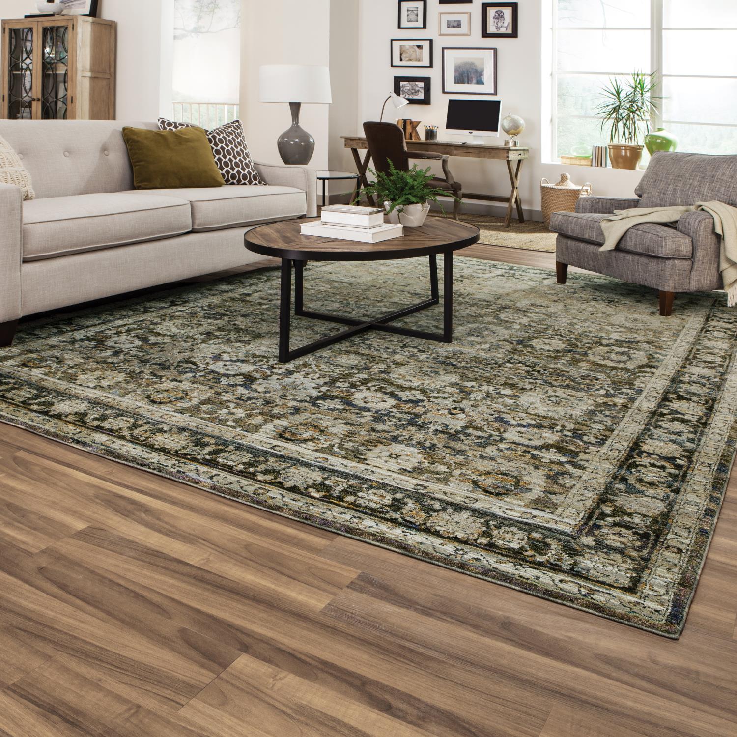 Angelica W7125CL Distressed Traditional Area Rug (5'3"X7'3") - Image 2