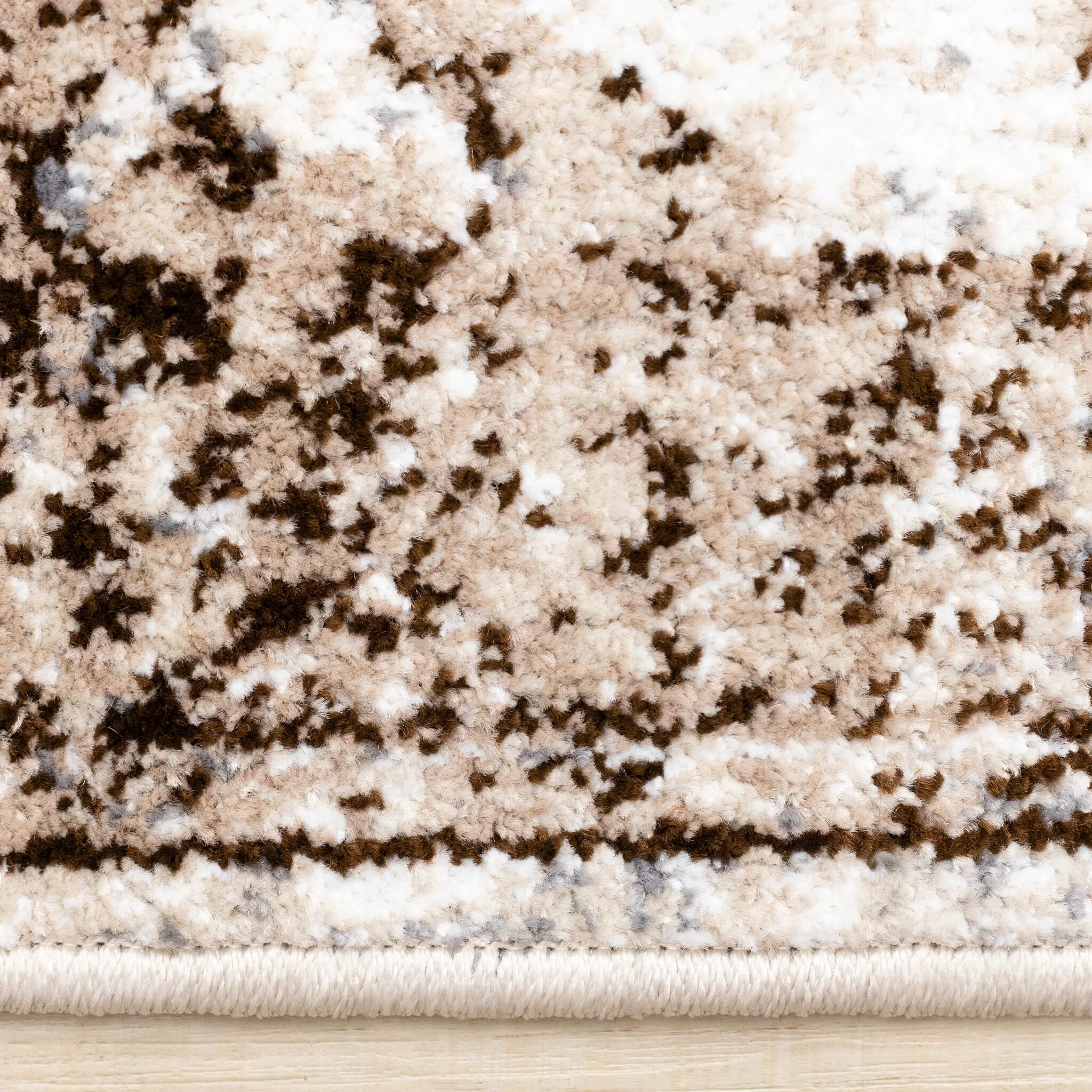 Antique Charm 5'3" x 7'7" Distressed Classic Area Rug - Brown, Grey, White - Image 8