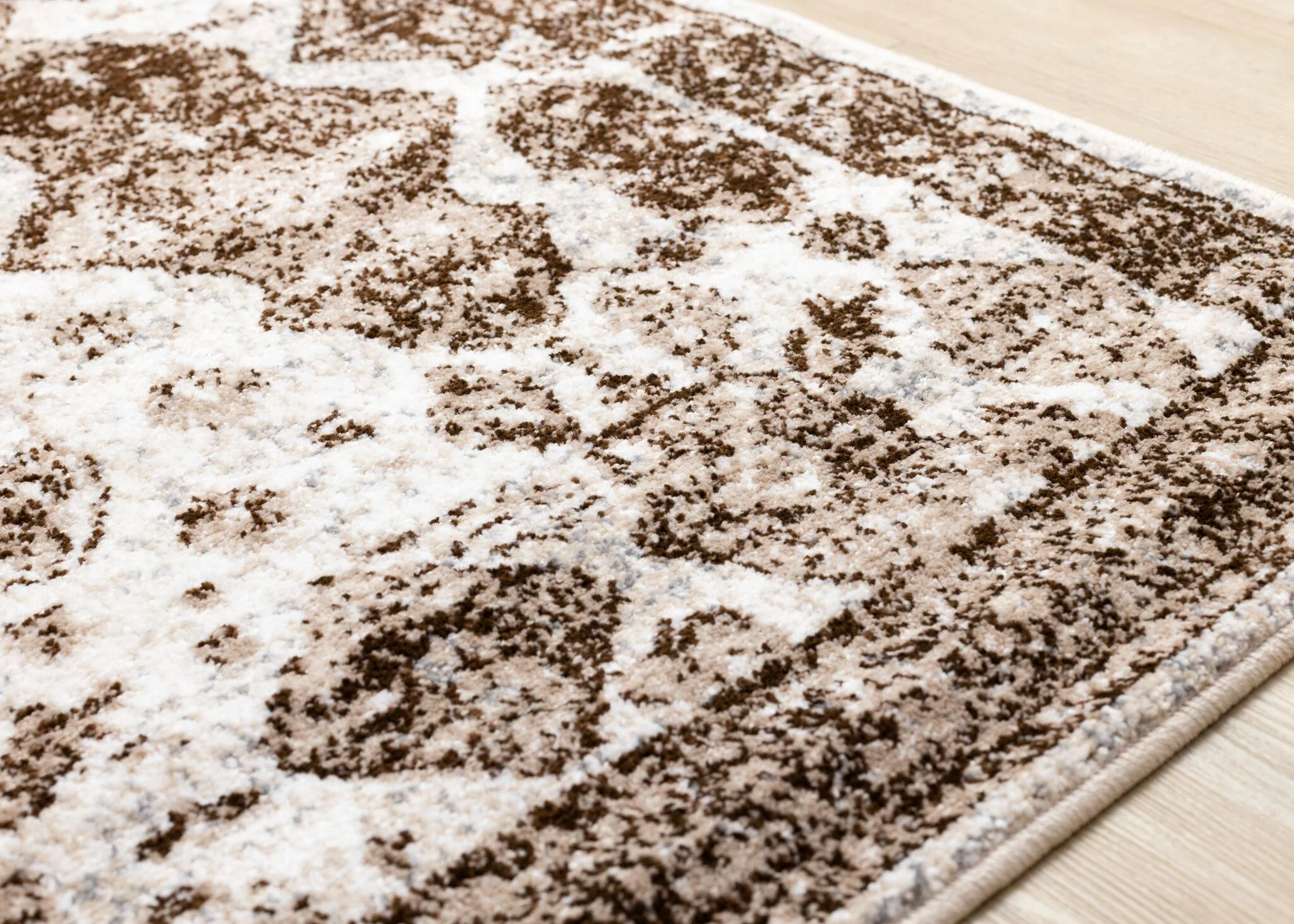 Antique Charm 6'7" x 9'6" Distressed Classic Area Rug - Brown, Grey, White - Image 3
