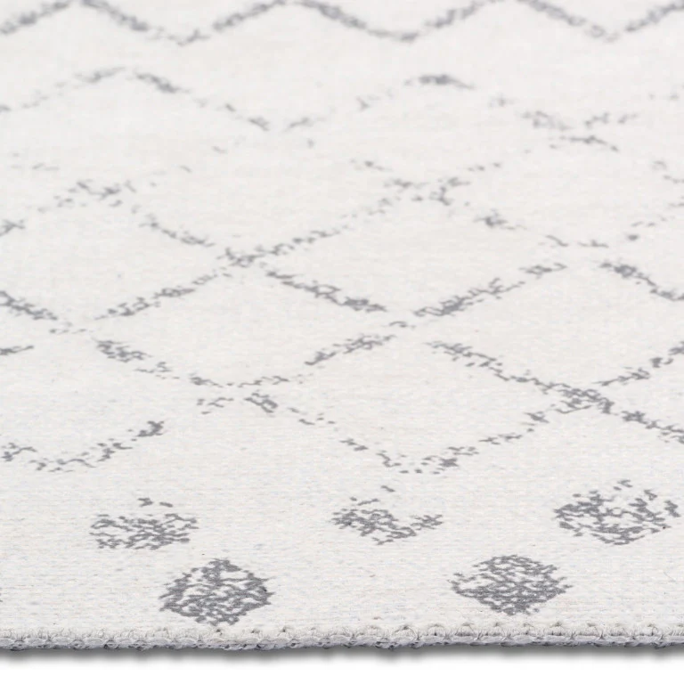 Aura Geometric Rug - 8' x 10' - Grey - Image 2