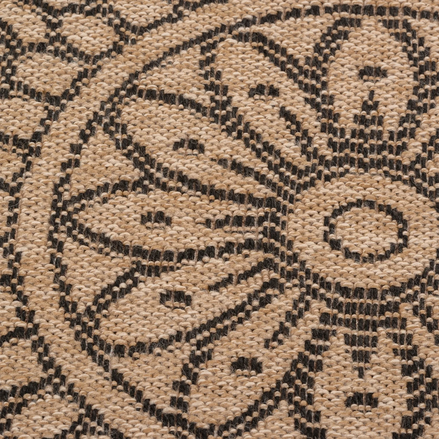 Avanos Medallion Indoor/Outdoor Rug - 6ft Round - Beige/Black - Image 4