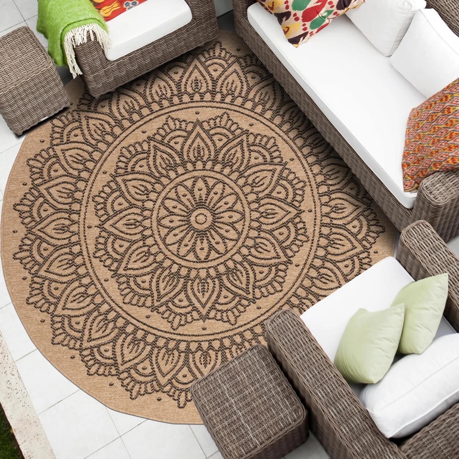 Avanos Medallion Indoor/Outdoor Rug - 6ft Round - Beige/Black - Image 5