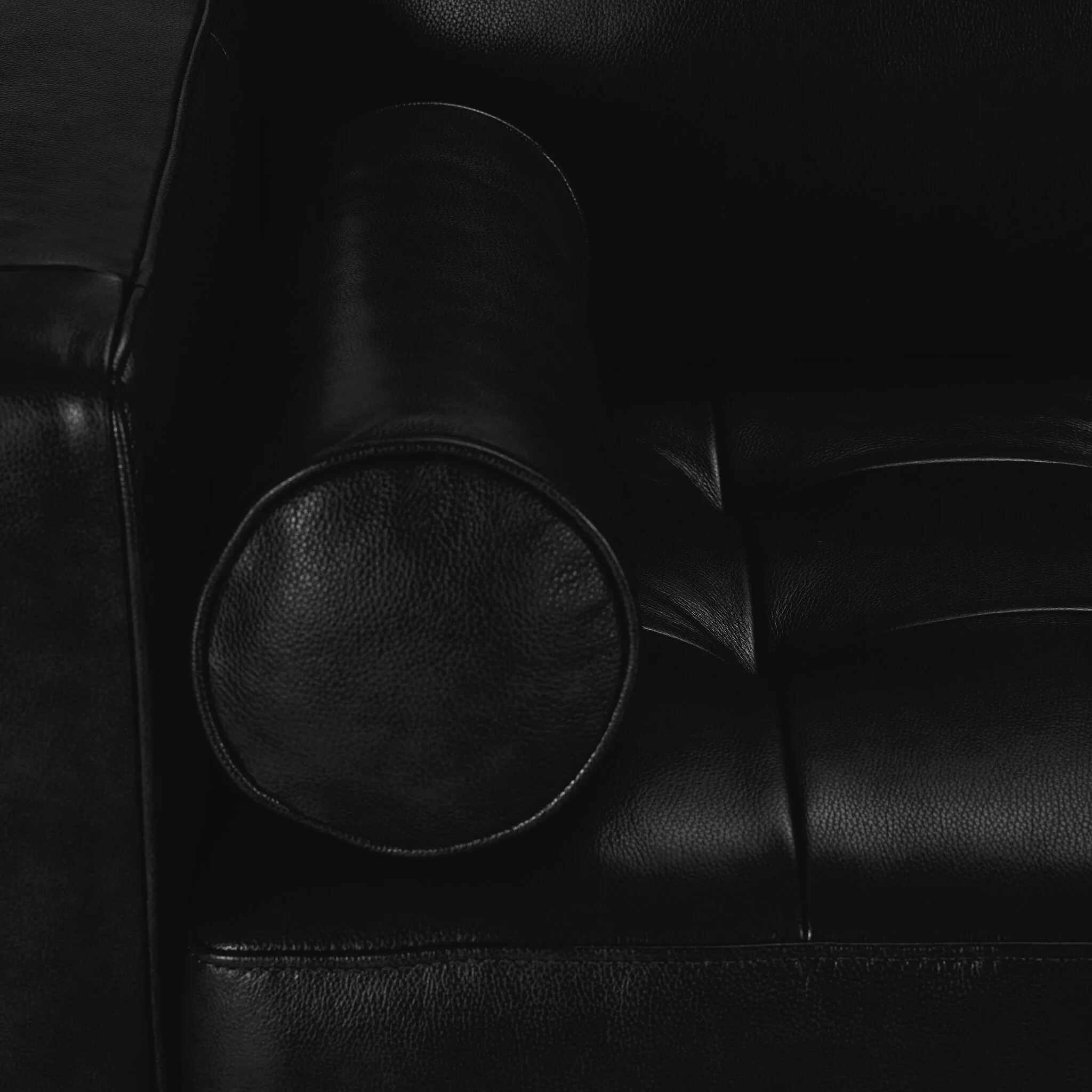 Bari Leather Chair - Black - Image 3