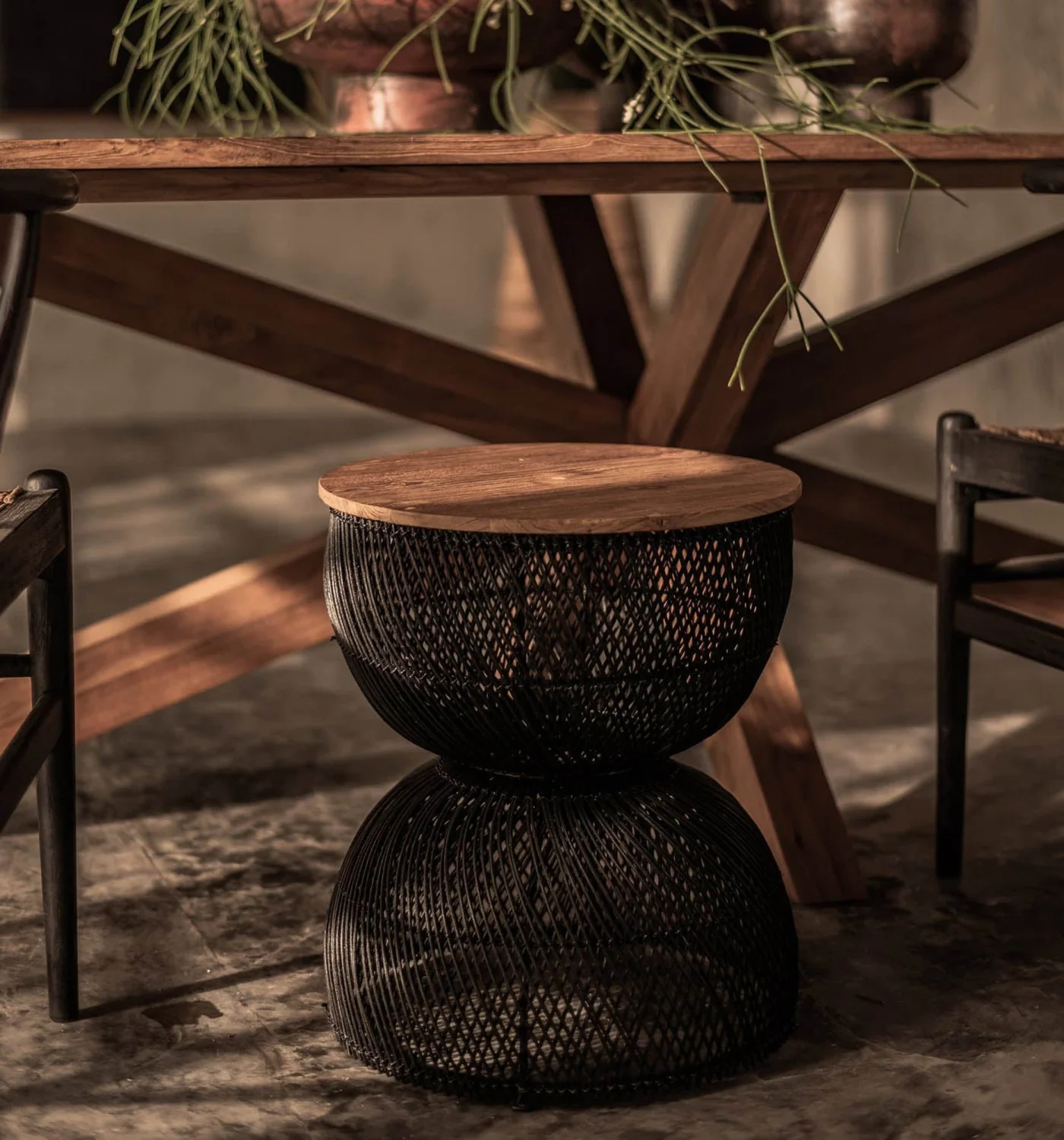 Bayan Wave Side Table - Black - Image 2