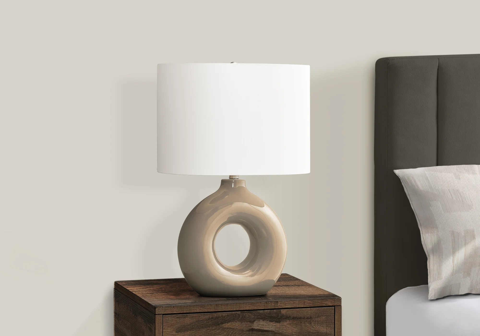 Birch Table Lamp - Brown - Image 3