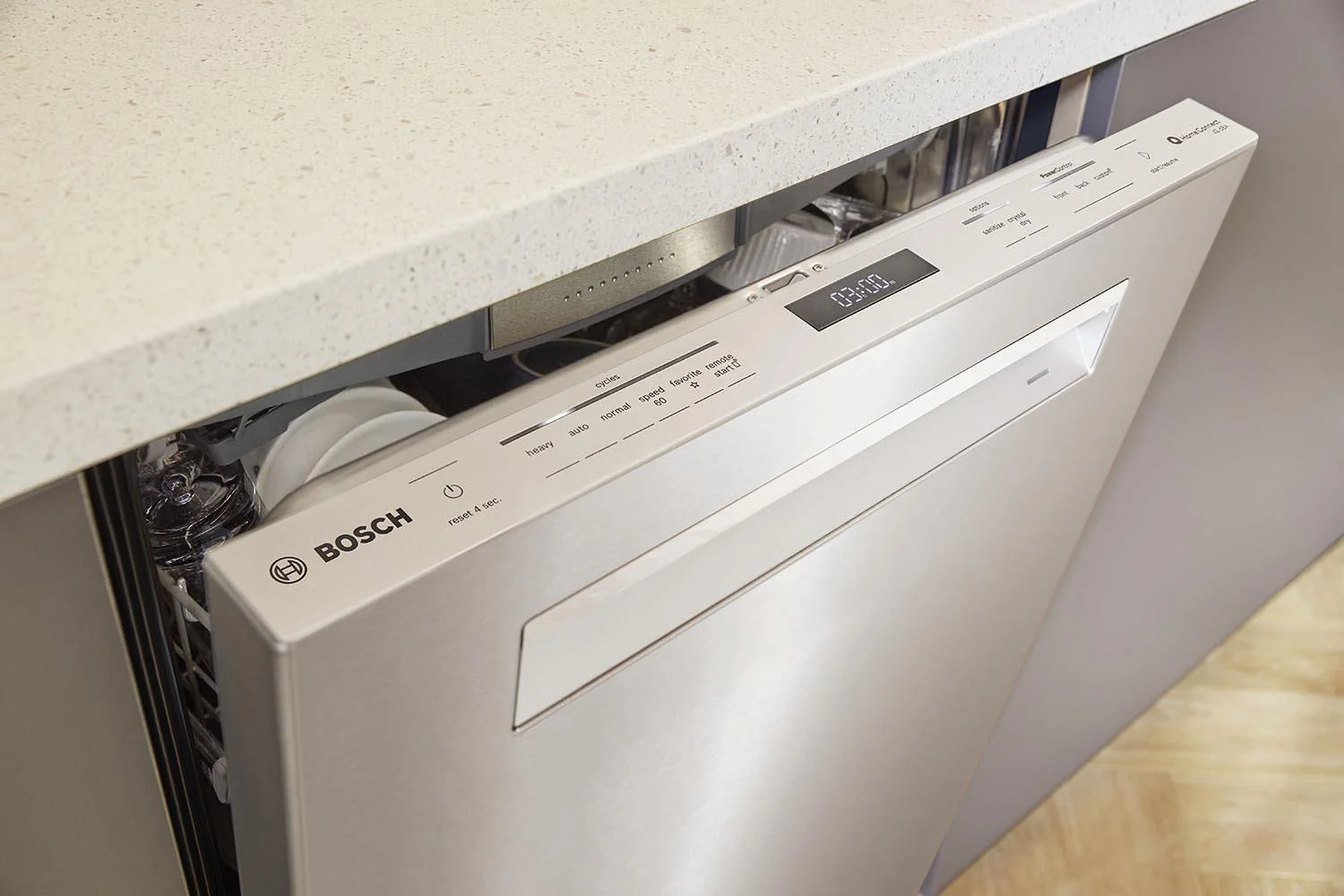 Bosch Stainless Steel 24" Smart Dishwasher with Home Connect, Third Rack - SHP78CM5N - Image 3