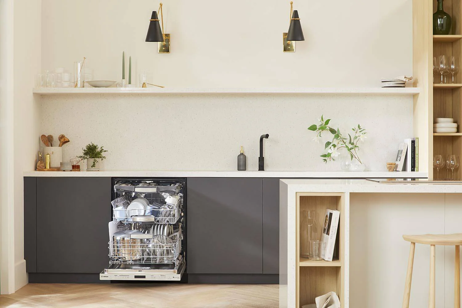 Bosch Stainless Steel 24" Smart Dishwasher with Home Connect, Third Rack - SHP78CM5N - Image 6
