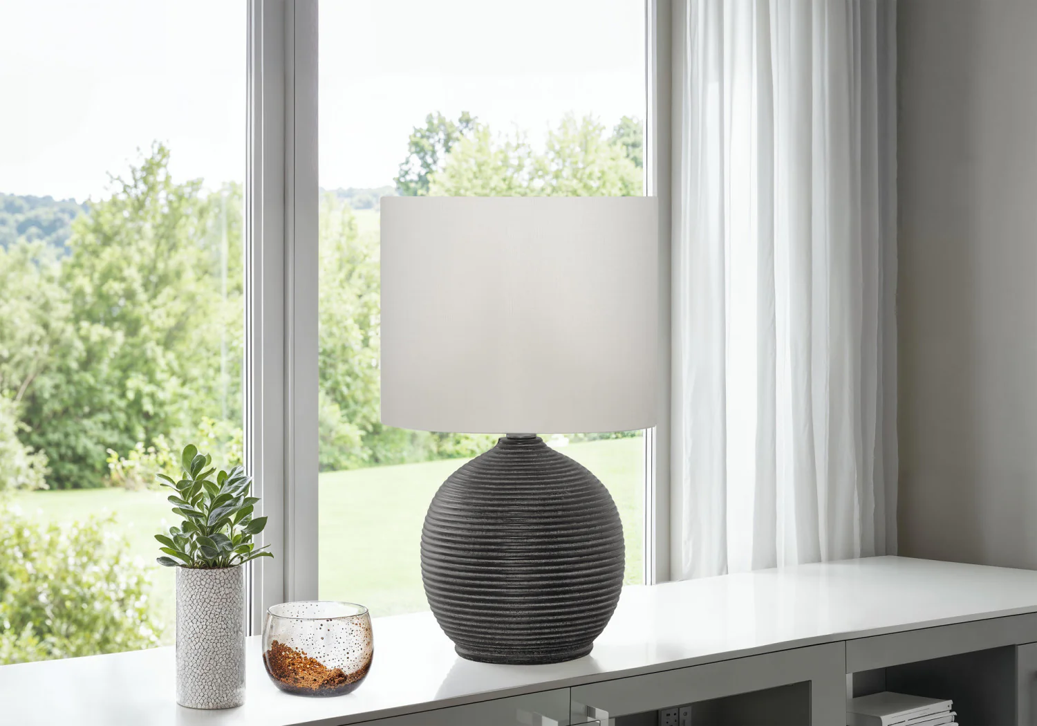 Brighton Table Lamp - Black - Image 2