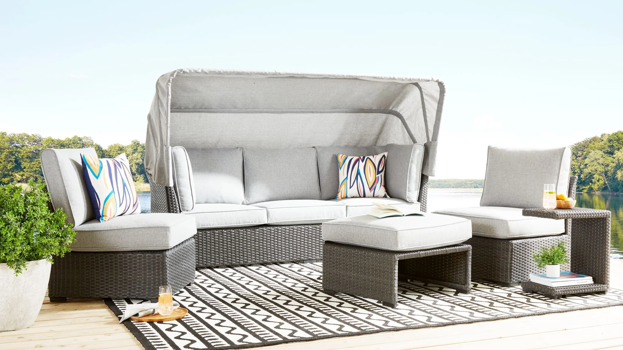 Caprie Outdoor Day Bed - Black, Grey - Image 2
