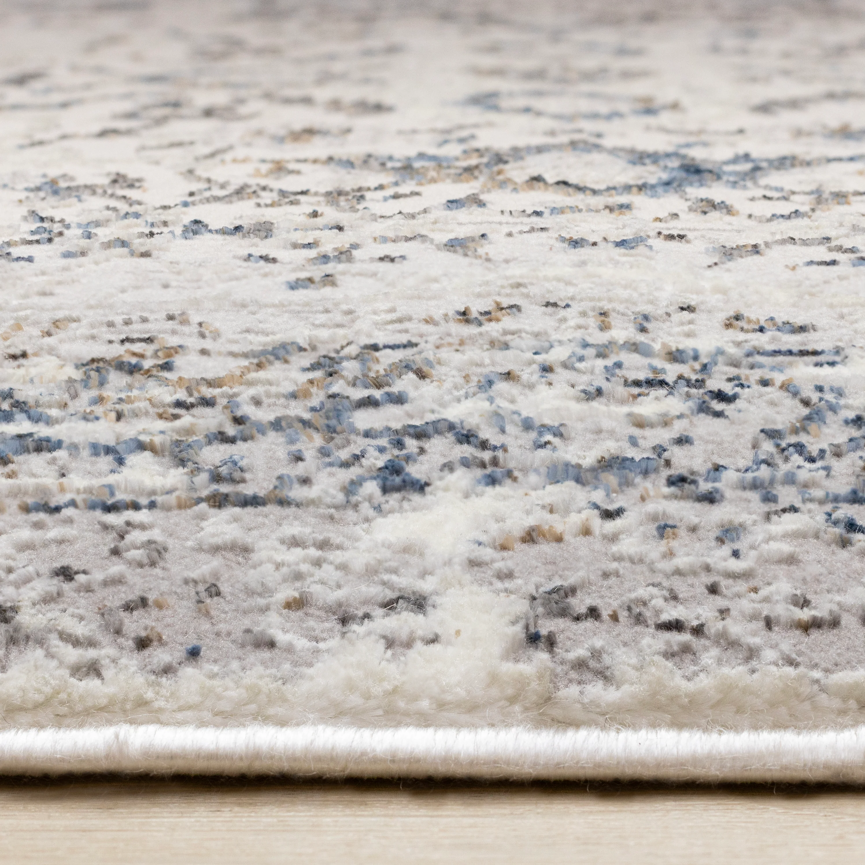 Chateau Charm 7'10" x 10'6" Elegant Classic Area Rug - Grey, Beige - Image 5