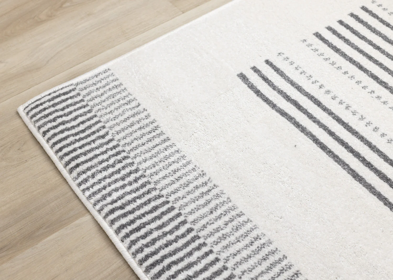 Claremont Sleek Modern Lines Area Rug - 5' X 8' - White/Grey - Image 12