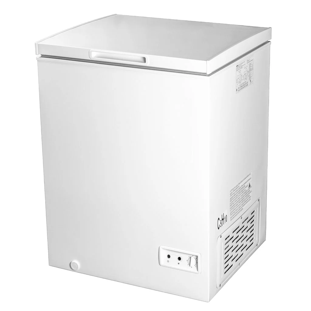 Danby 7.0 cu. ft. Square Model Chest Freezer in White - DCF070A5WDB - Image 2