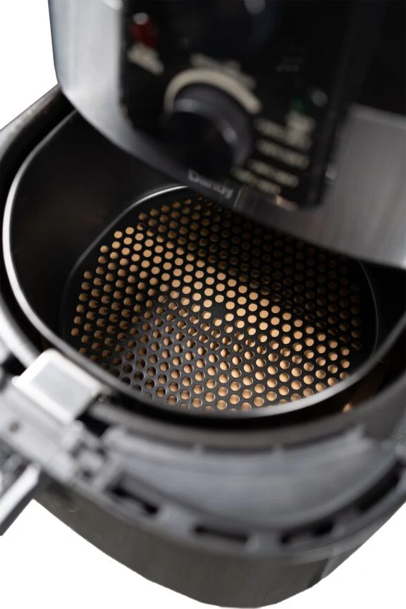 Danby Black Air Fryer (3.2 Quart) - DBAF03224BD11 - Image 6