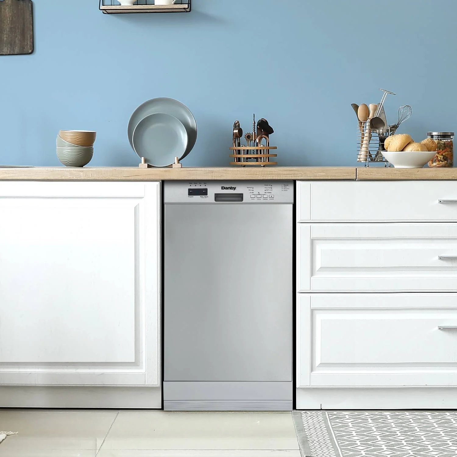Danby Stainless Steel 18" Built-in Dishwasher - DDW18D1ESS - Image 2