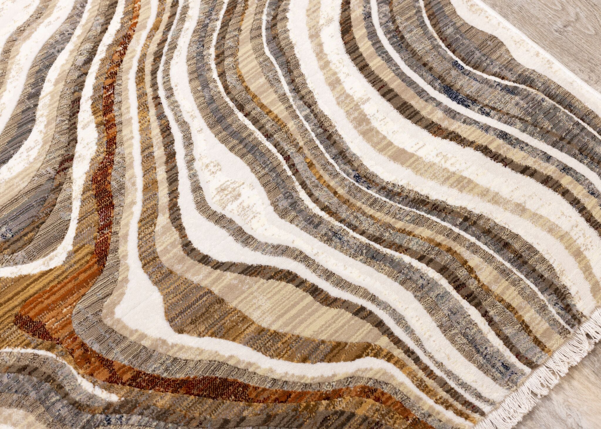 Desert Wave 5'3" x 7'10" Curvy Waves Area Rug - Beige - Image 2