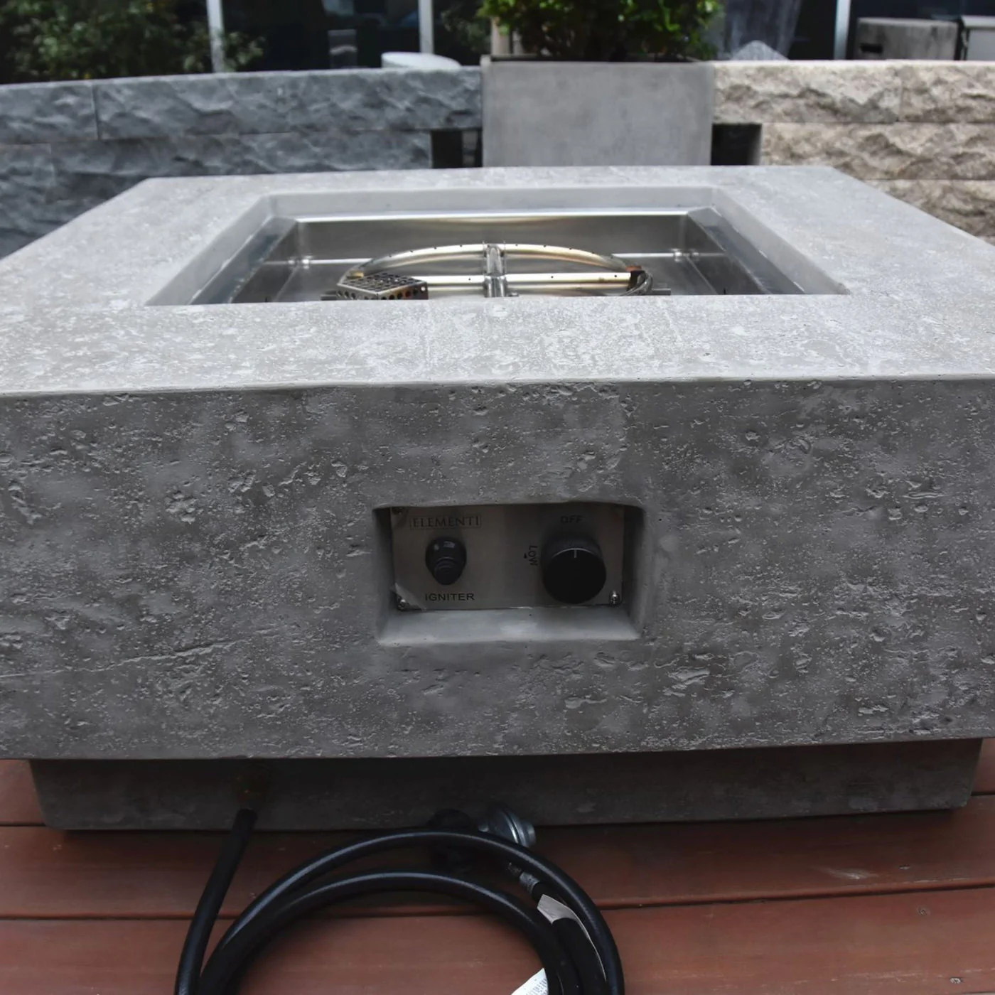 Elementi Manhattan Fire Table - Propane - Image 8