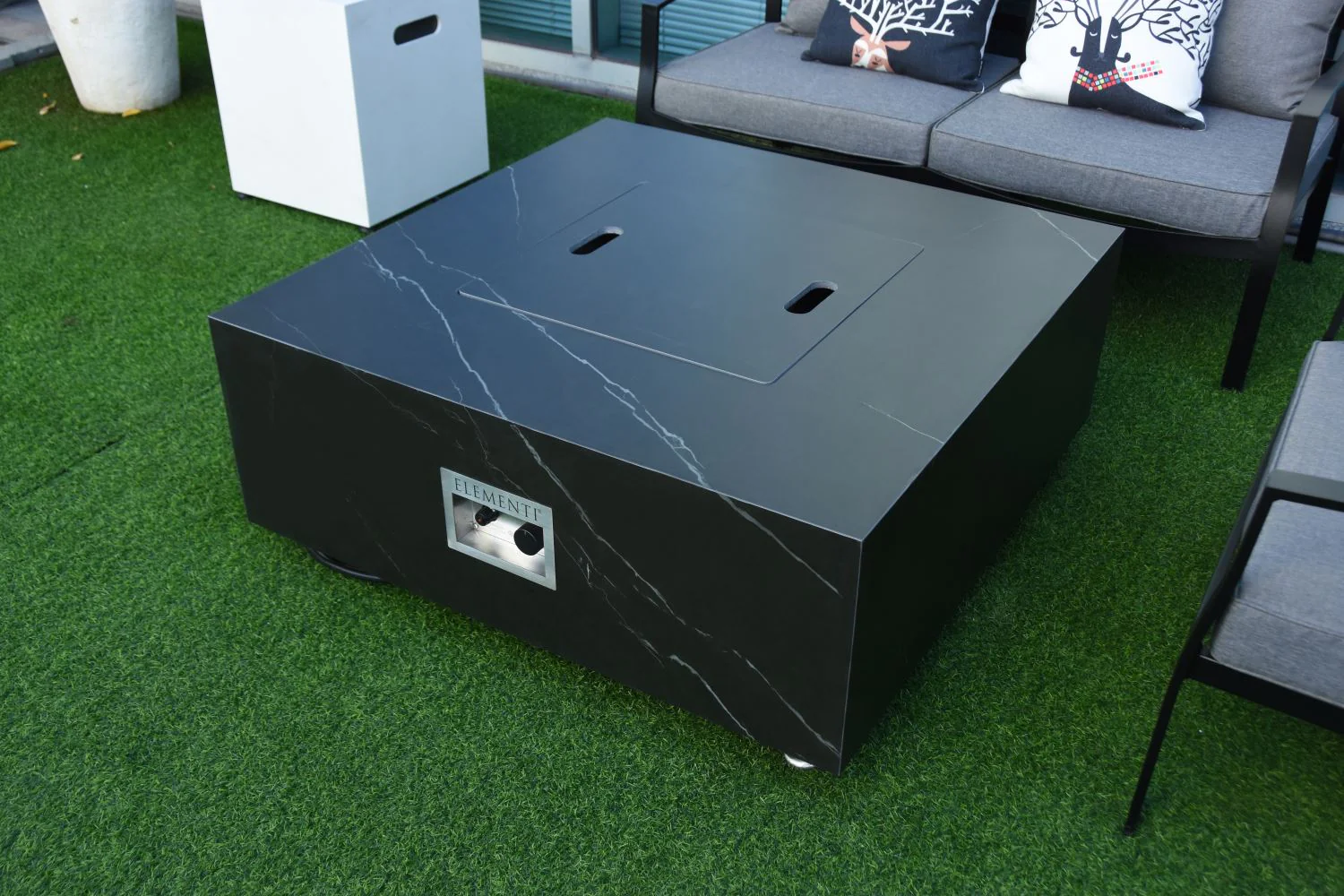 Eyjafja Marble Porcelain Fire Pit (Elementi) - Black / Natural Gas - Image 7