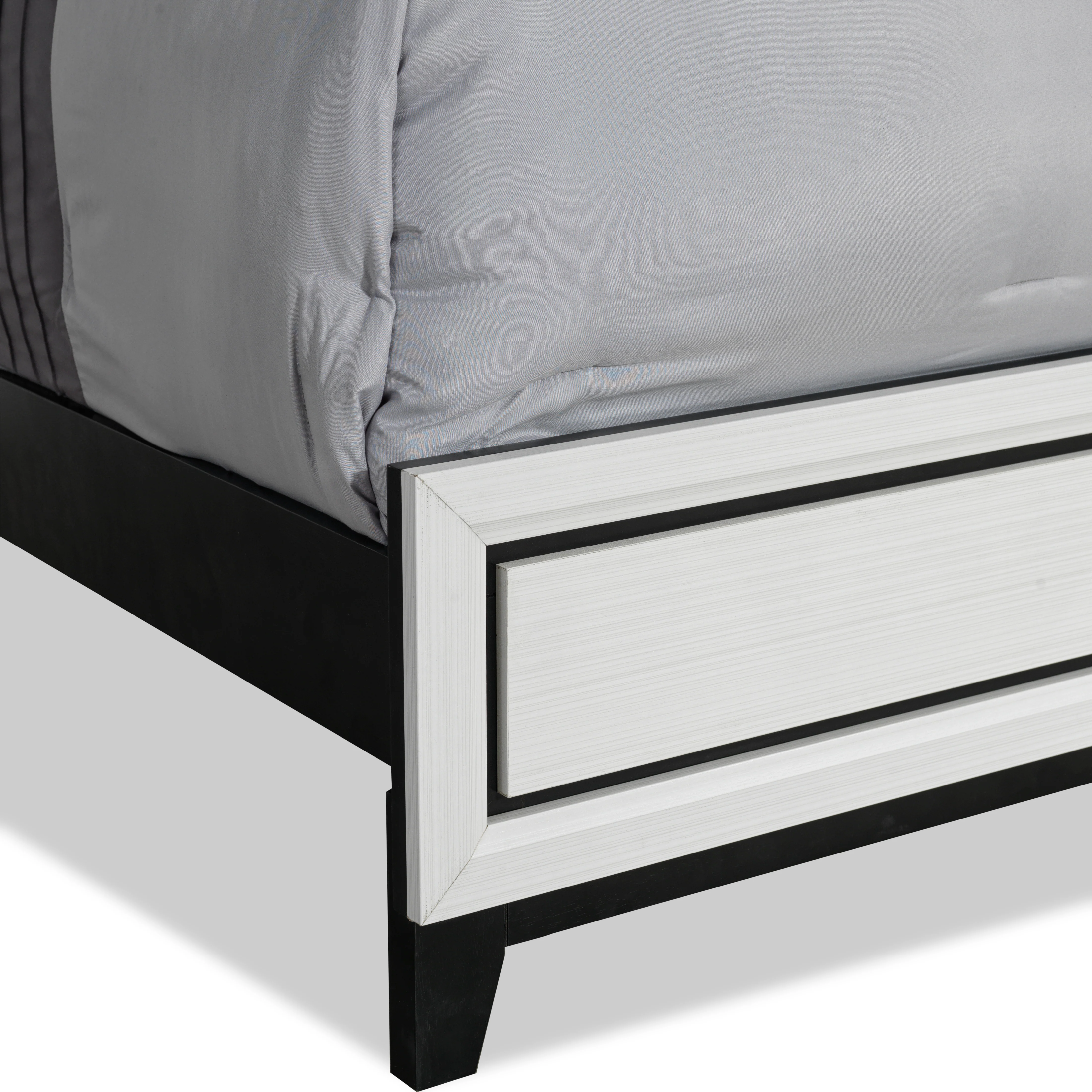 Fog 6-Piece Queen Bedroom Package - White, Black - Image 5