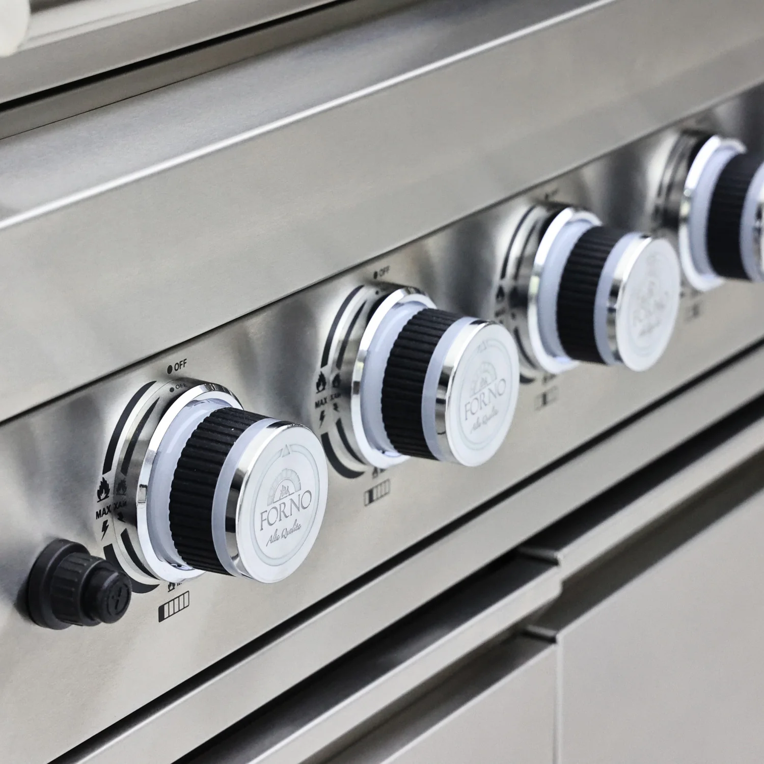 Forno Bulnes White Countertop Outdoor Kitchen with 40" 84,000 BTU BBQ and Beverage Centre - FODKT2520WHT - Image 8