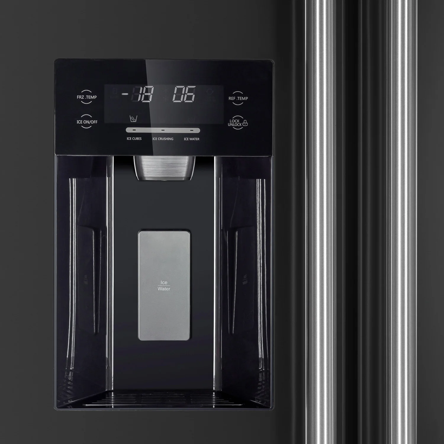 Forno Salerno 36" 20 Cu.Ft. Black Side-by-side Refrigerator with Ice & Water Dispenser - FFRBI1844-36BLK - Image 10