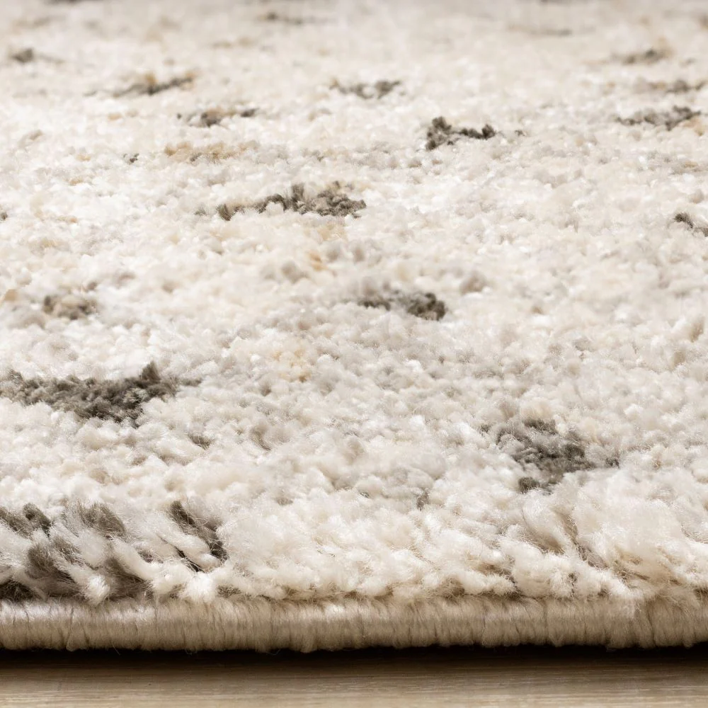 Fresh Perspective 5' x 8' Area Rug - Light Brown and Beige - Image 3