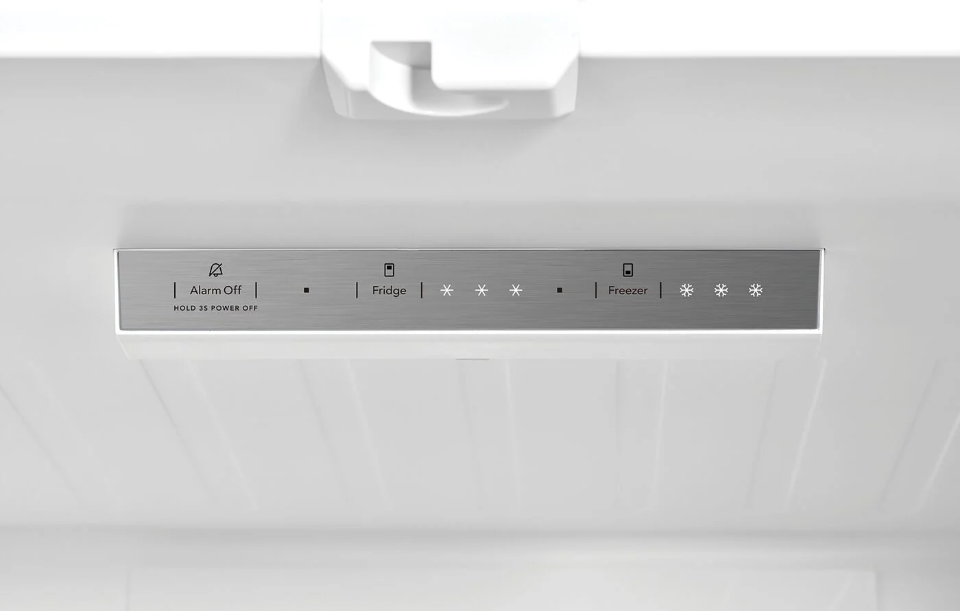 Frigidaire 30" 18.7 Cu. Ft. White Standard-Depth Bottom Freezer Refrigerator - FRBE1925AW - Image 7