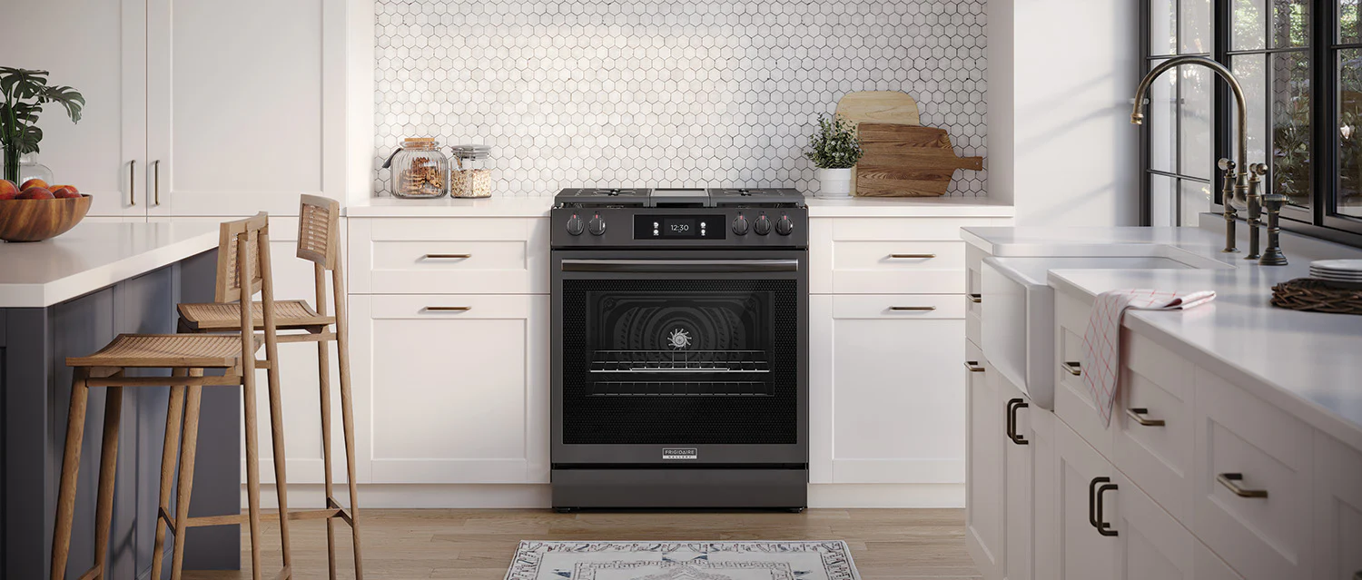 Frigidaire Gallery Black Stainless 30" Front Control Gas Range with Total Convection (6.1 Cu. Ft) - GCFG3060BD - Image 8