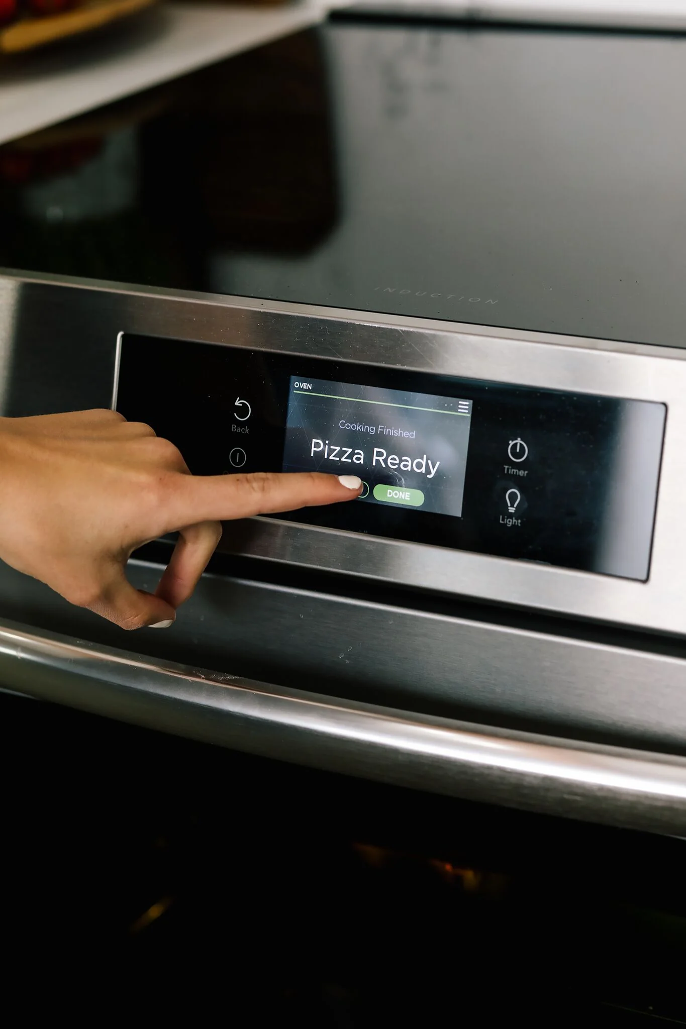 Frigidaire Gallery Stainless Steel Freestanding Gas Range with Stone-Baked Pizza (6.2 Cu. Ft.) - GCFG3070BF - Image 9