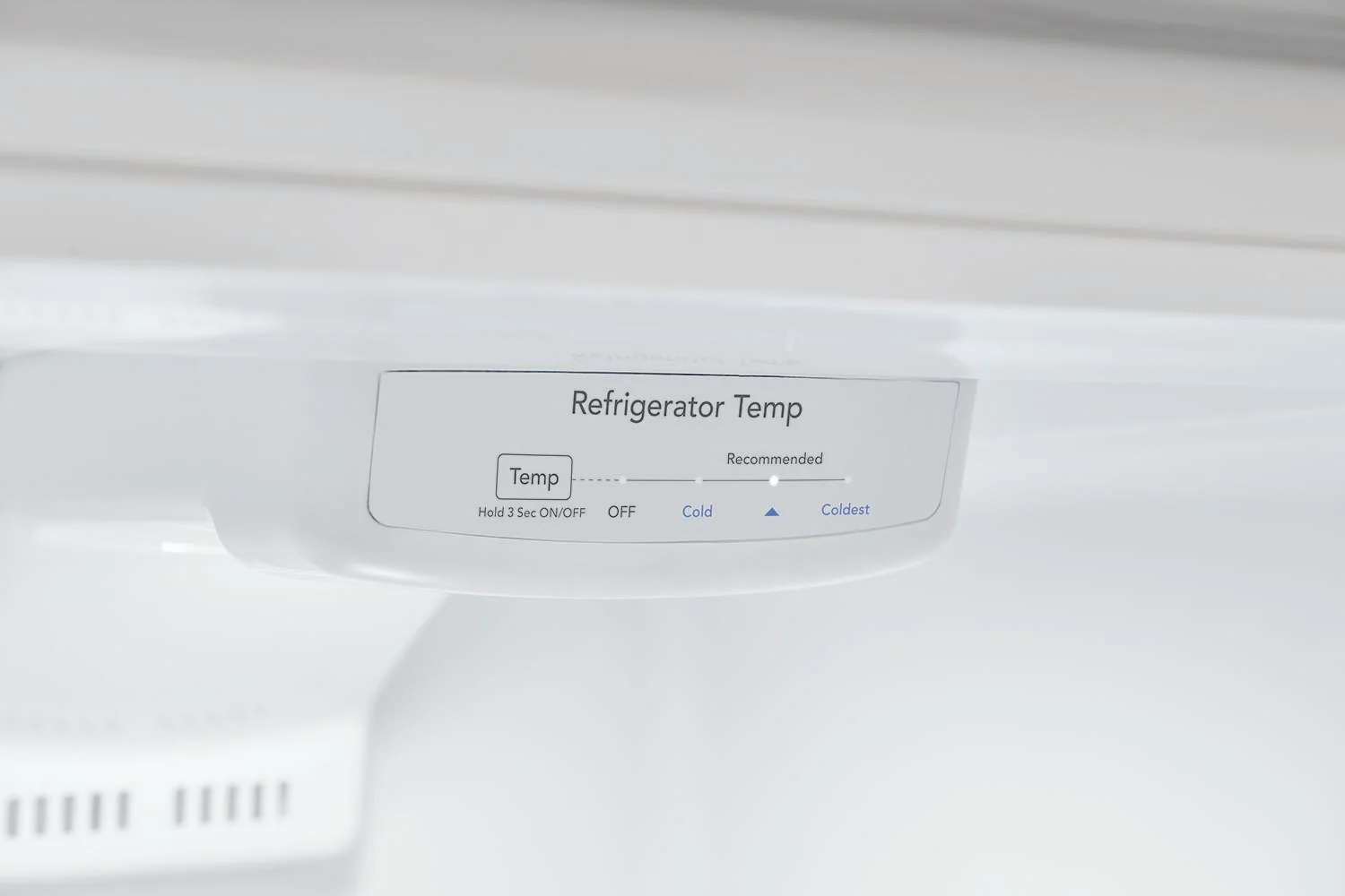 Frigidaire 23.75" 10.1 Cu. Ft. White Top-Freezer Refrigerator - FFET1022UW - Image 7