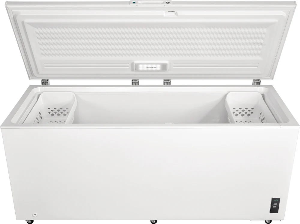 Frigidaire White Chest Freezer Manual Defrost (19.8 Cu. Ft.) - FFCL2042AW - Image 4