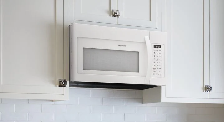 Frigidaire White Over-The-Range Microwave (1.8 Cu.Ft.) - FMOS1846BW - Image 6