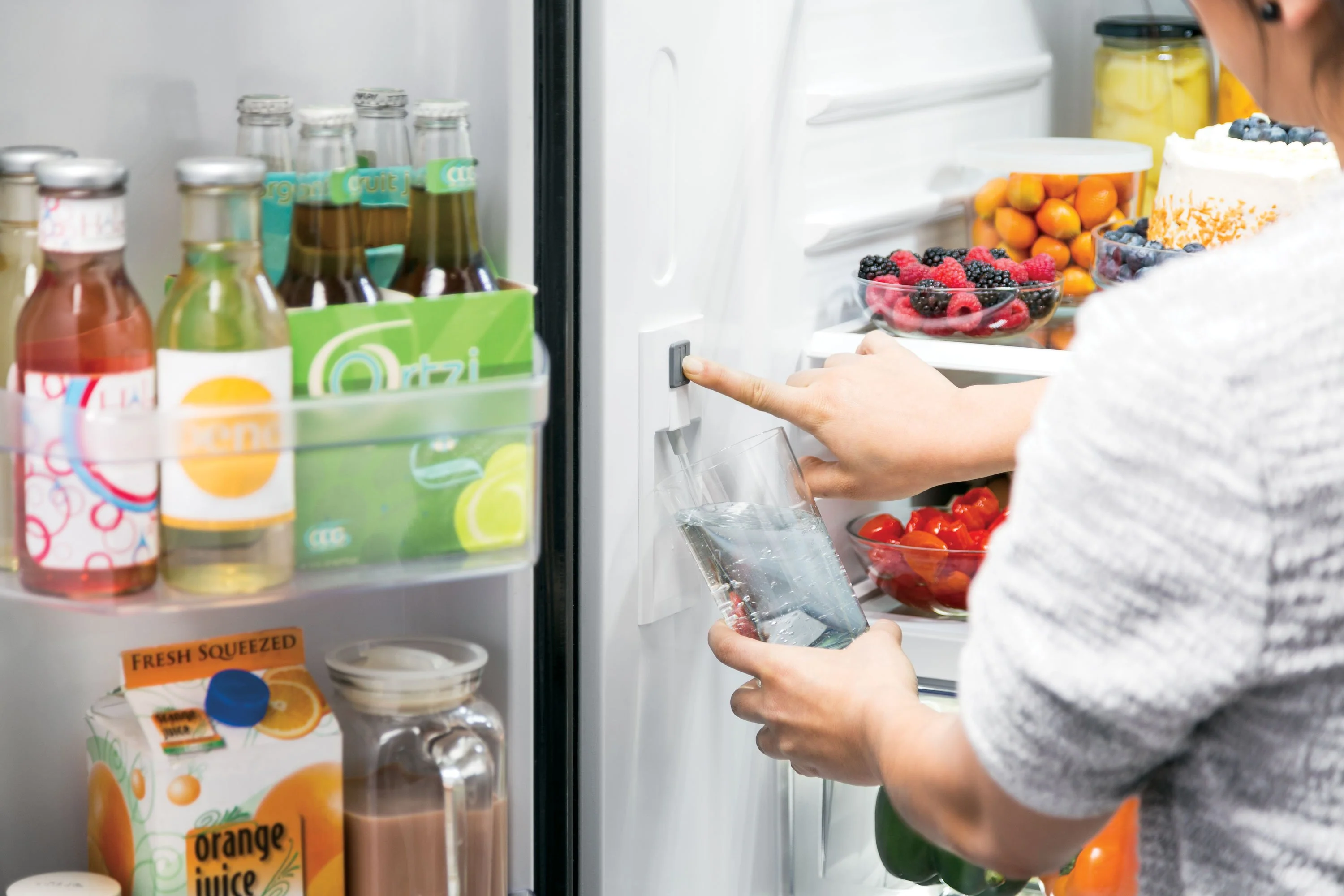 GE 36" 27 Cu. Ft. Black French Door Refrigerator - GNE27JGMBB - Image 9