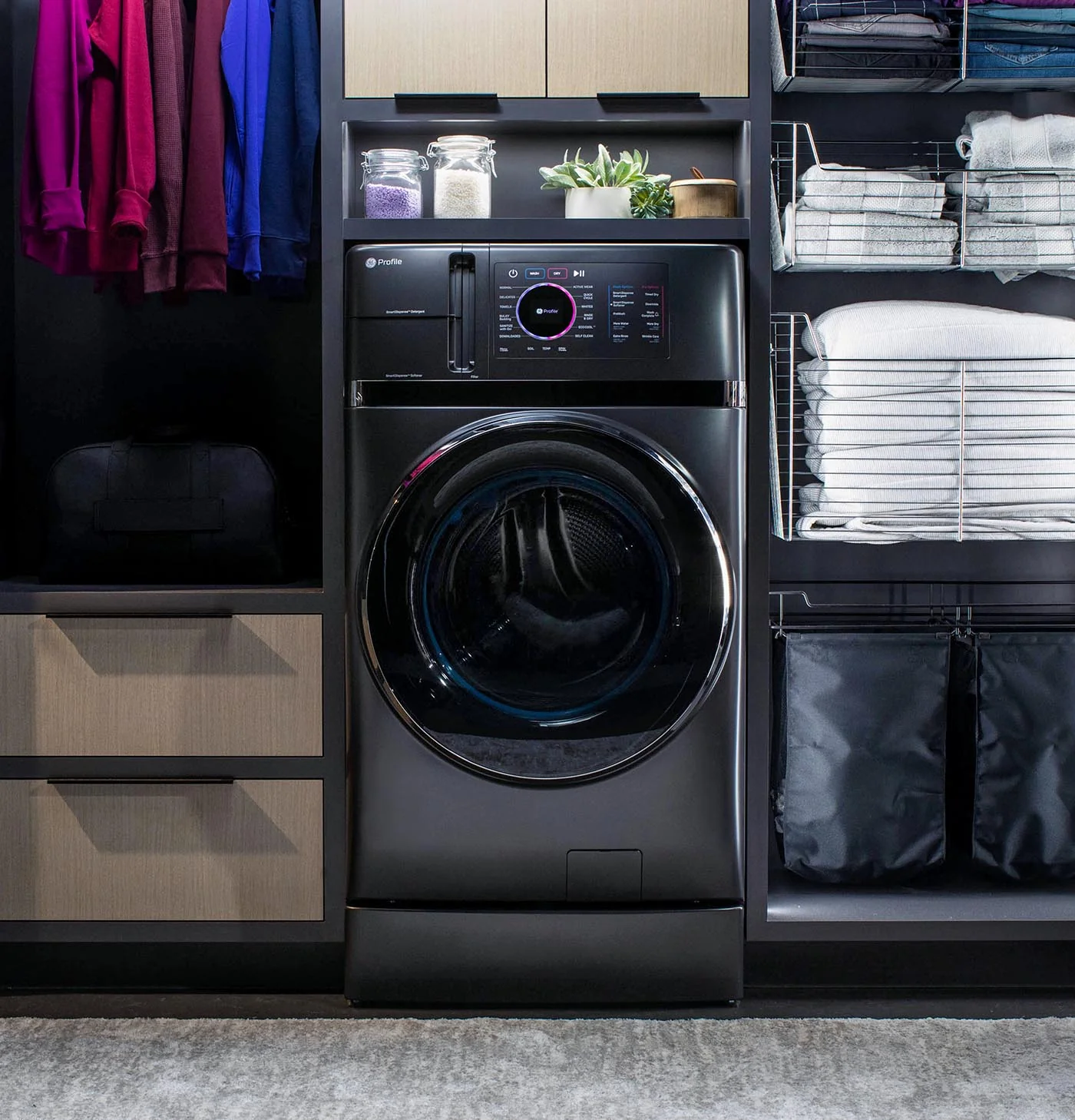 GE Profile Graphite 28" UltraFast All-in-One Washer/Dryer with Ventless Heat Pump (5.5 Cu.Ft.)- PFQ97HSPVDS - Image 2