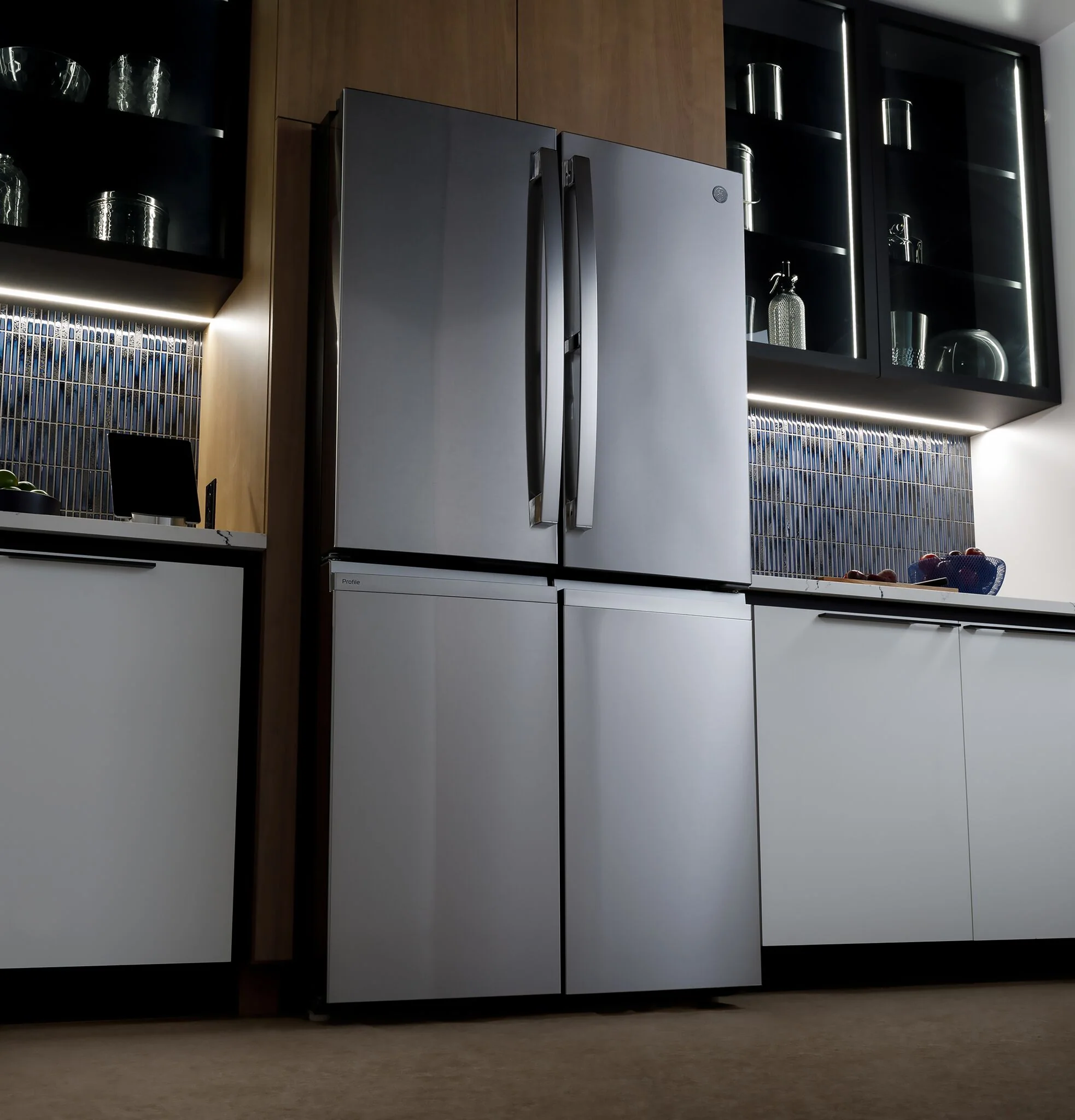 GE Profile 35.75" 28.4 Cu. Ft. Stainless Steel 4-Door French Door Refrigerator - PAD28BYTFS - Image 2