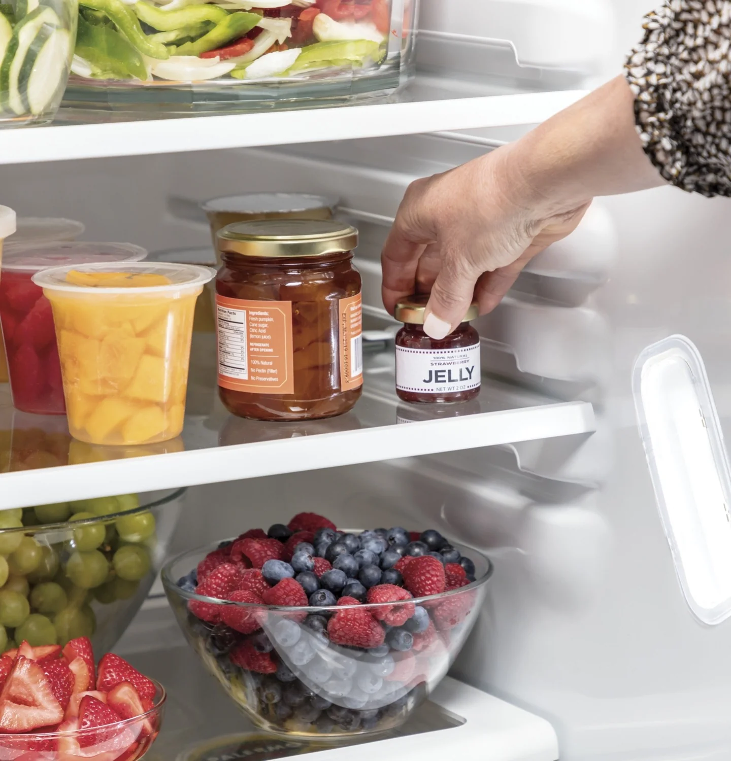 GE 35.75" 21.8 Cu. Ft. Stainless Steel Counter-Depth Side-by-Side Refrigerator - GZS22IYNFS - Image 5