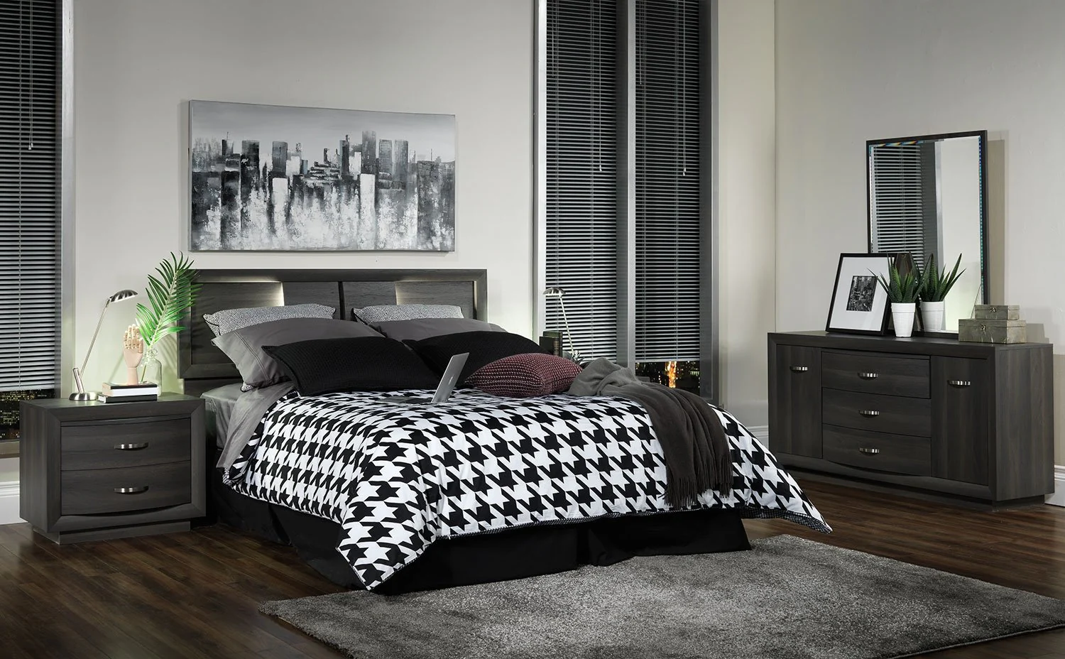Gerard Dresser - Deep Grey - Image 4