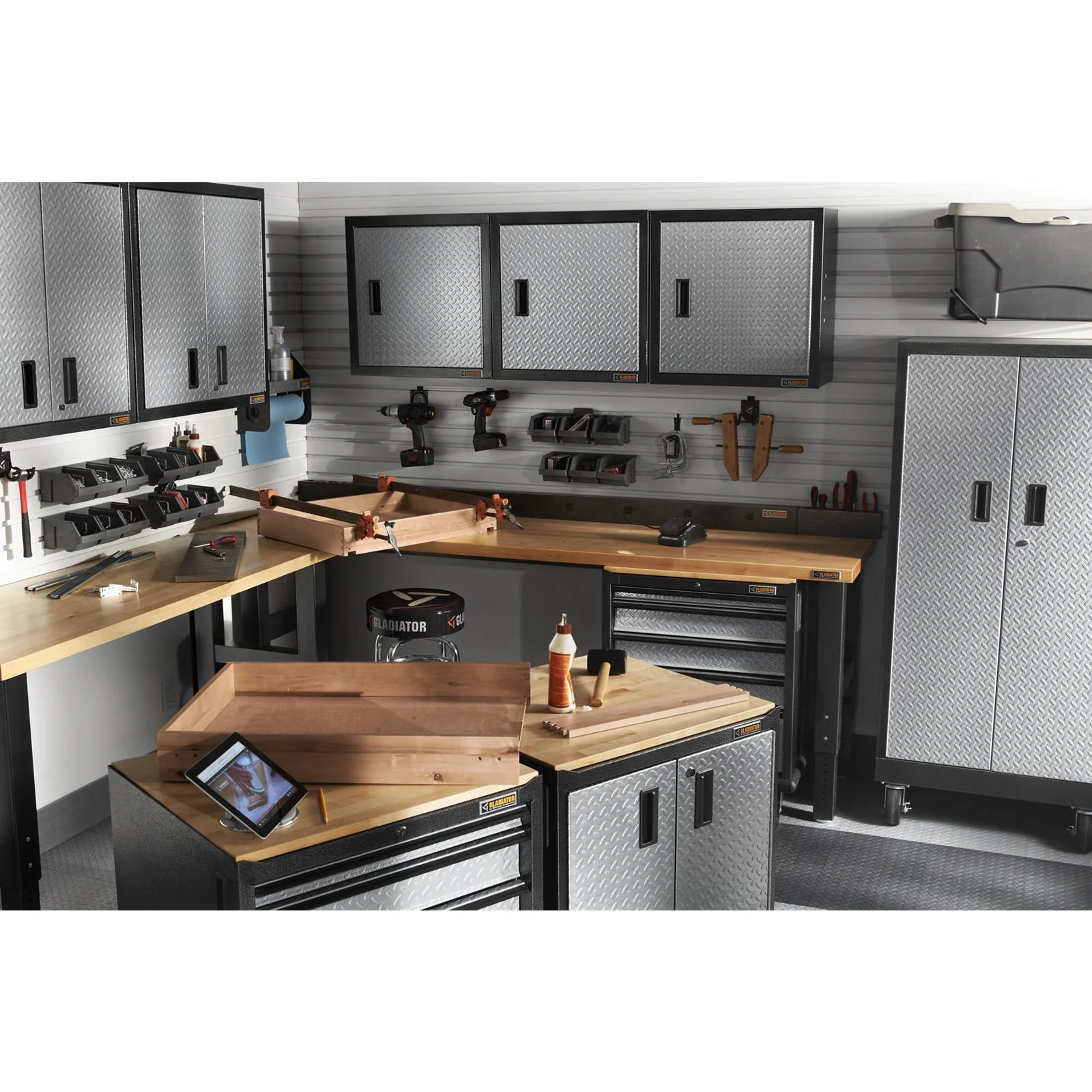 Gladiator Silver Tread Premier Pre-Assembled GearDrawer - GAGD275DLG - Image 8