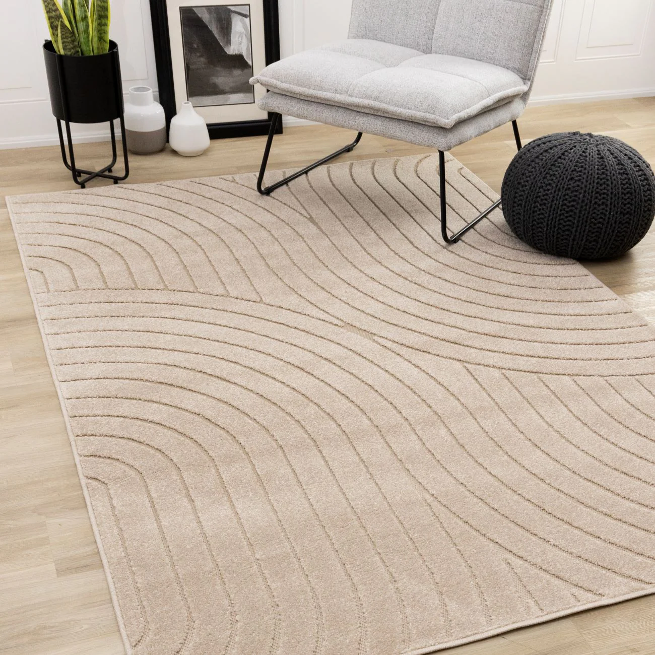 Golden Dunes 5'3" x 7'7" Modern Curved Arches Design Area Rug - Beige - Image 2