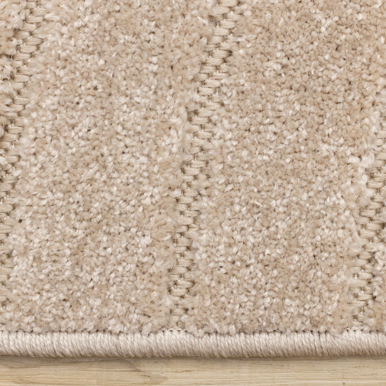 Golden Dunes 5'3" x 7'7" Modern Curved Arches Design Area Rug - Beige - Image 8