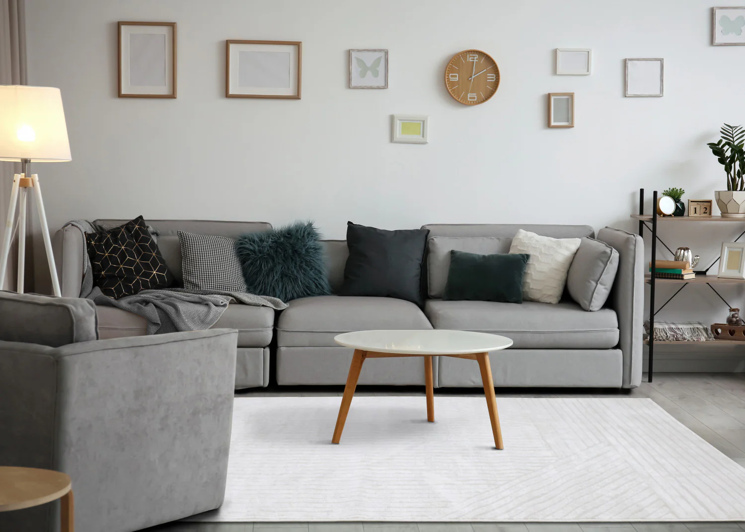 Hillary Modern Lines Area Rug - 5' X 8' - Cream - Image 3
