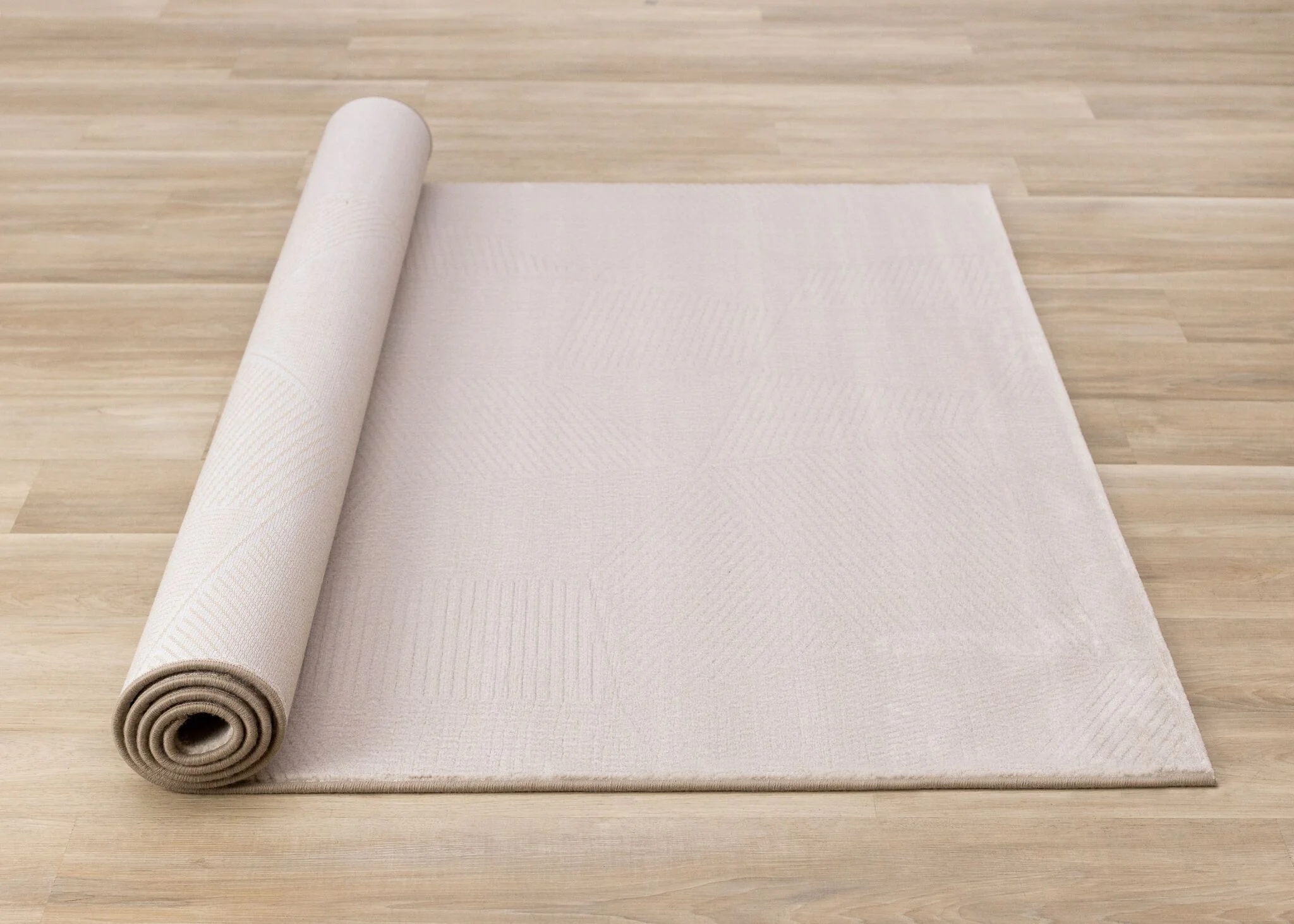 Himalaya 6'7" x 9'6" Striped Geometic Shape Area Rug - Taupe - Image 9