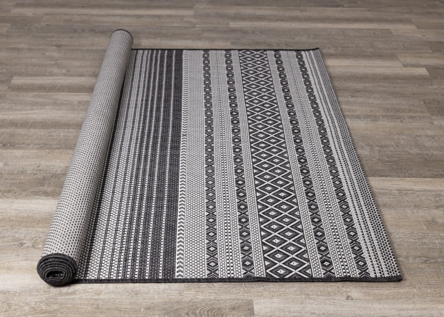 Jango Indoor/Outdoor Tribal Area Rug - 8' X 11' - Grey/Black - Image 7