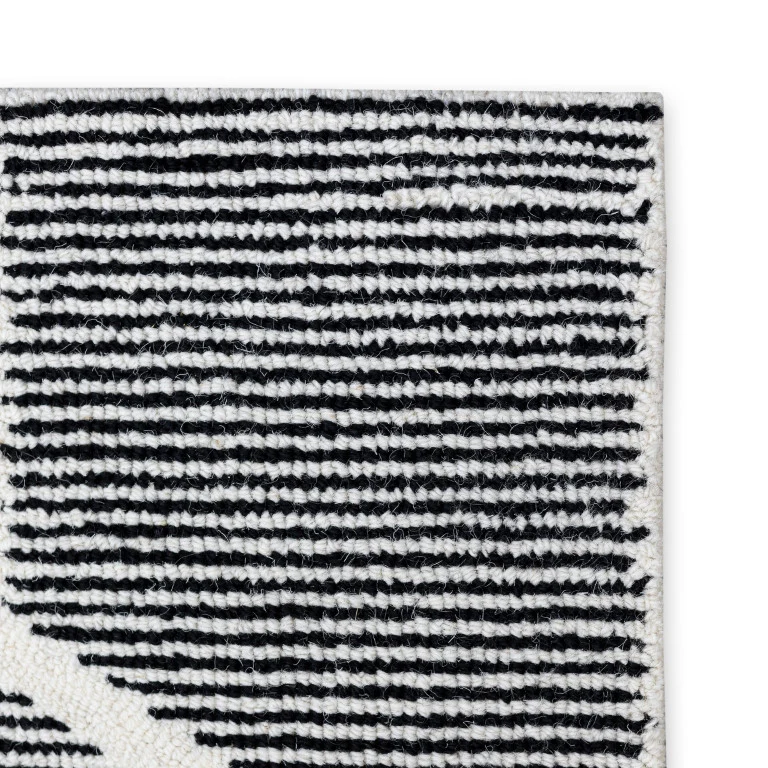 Joris Geometric Rug - 8' x 10' - Black - Image 4