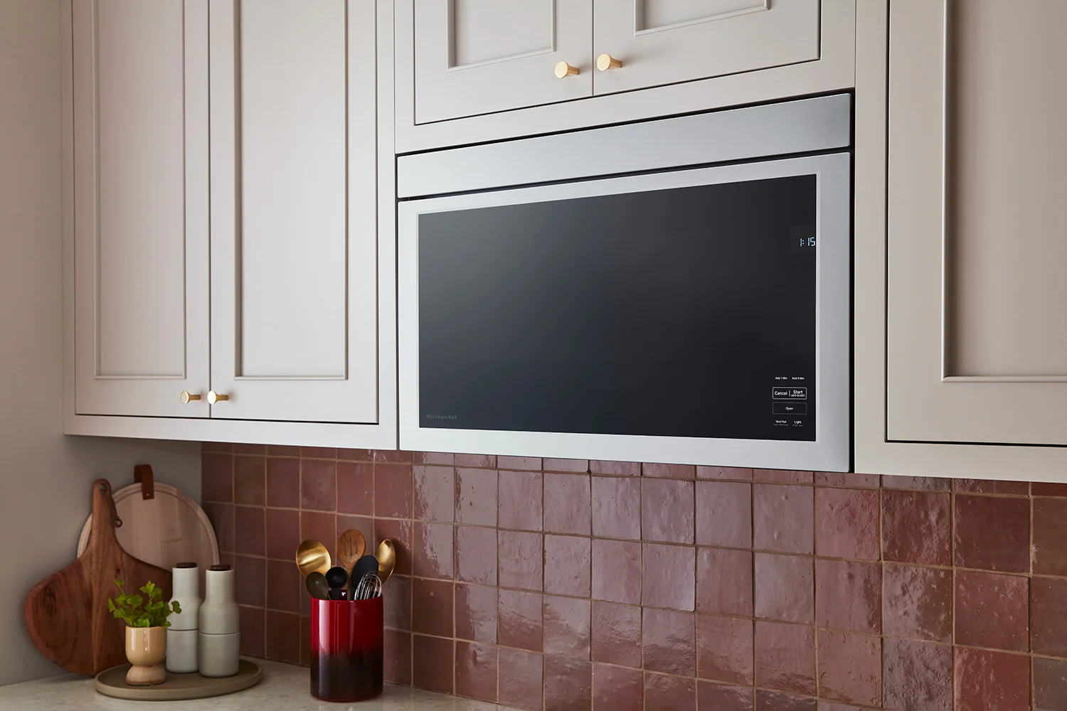 KitchenAid PrintShield Stainless Over-the-Range Microwave (1.10 Cu Ft) - YKMMF330PPS - Image 4