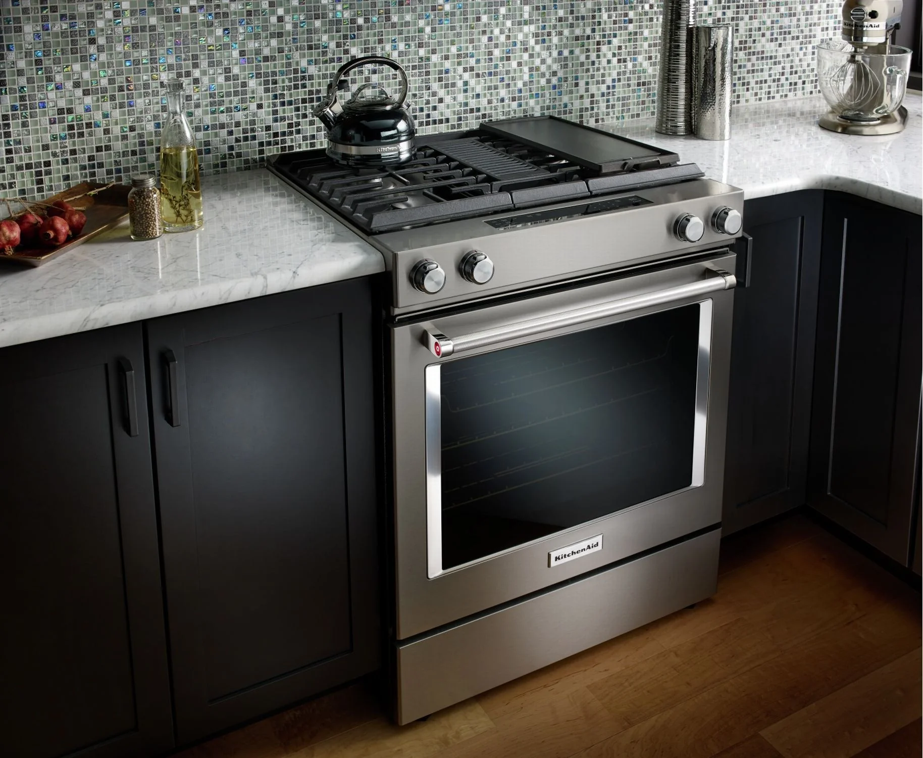 KitchenAid Stainless Steel Downdraft Dual Fuel Range (6.4 Cu.Ft.) - KSDG950ESS - Image 4