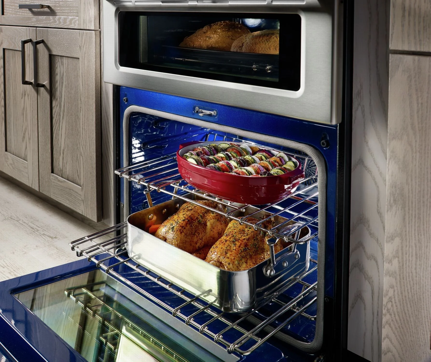 KitchenAid Stainless Steel Freestanding Double Oven Convection Gas Range (6.0 Cu. Ft.) - KFGD500ESS - Image 3