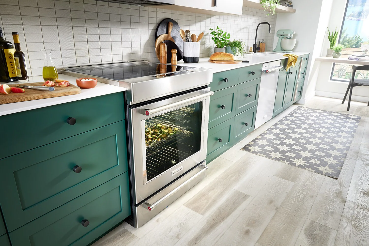 KitchenAid Stainless Steel Induction Slide-In Range with Air Fry (6.40 Cu Ft) - KSIS730PSS - Image 2