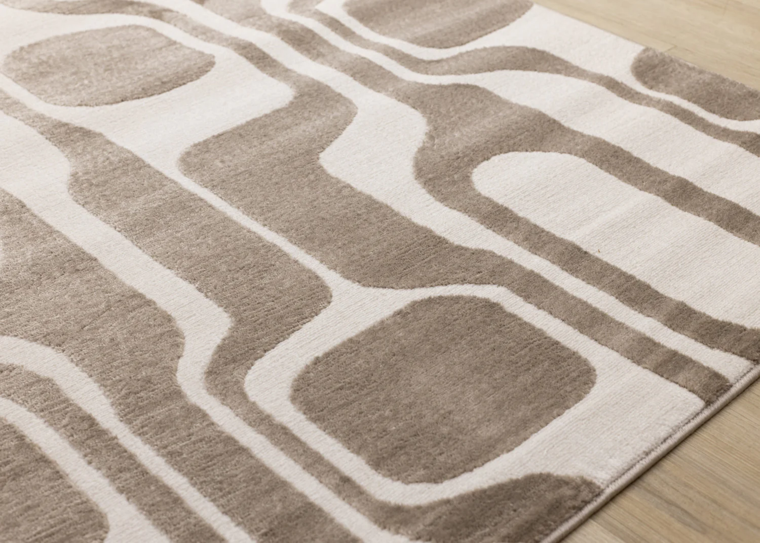Logan Modern Area Rug - 5' X 8' - Brown/Cream - Image 4