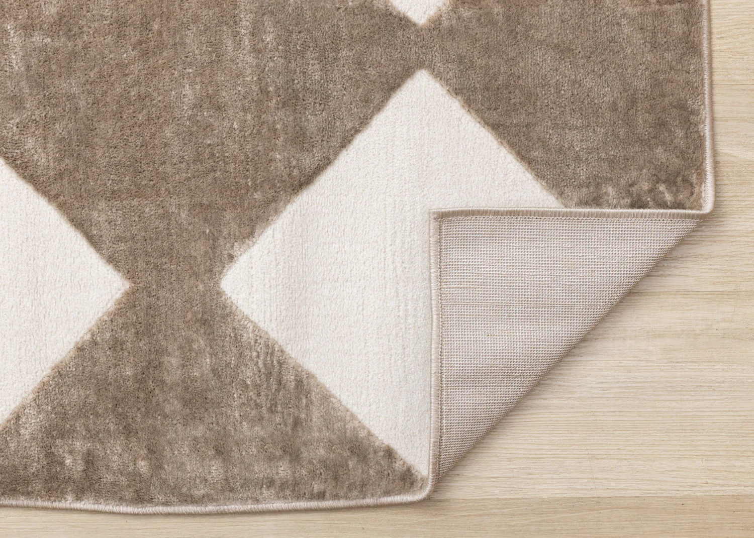 Logan Modern Diamonds Area Rug - 7' X 10' - Brown/Cream - Image 7